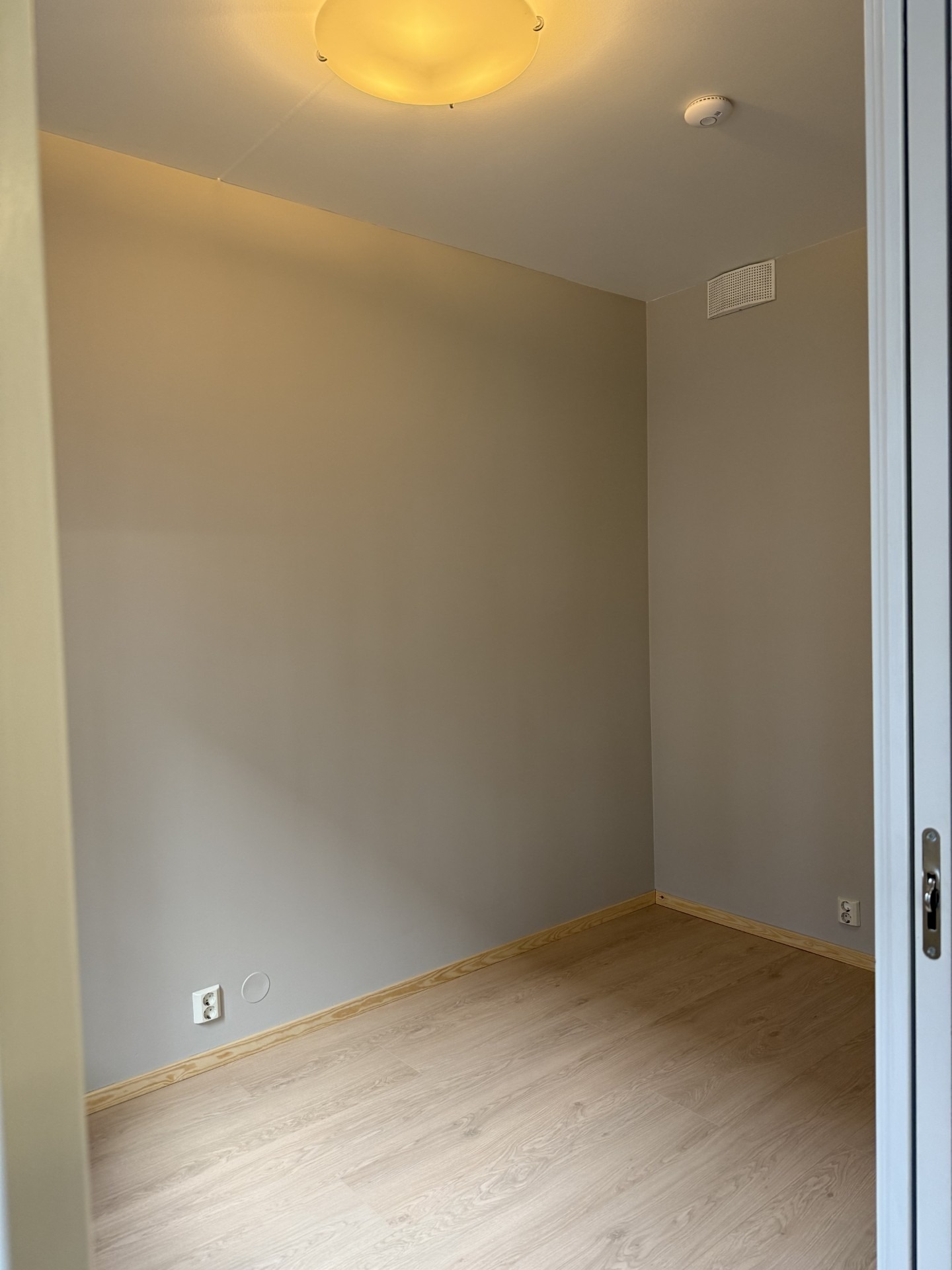 Soverom 2. Med mulighet til dobbeltseng og oppbevaring